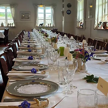 Hotel Gjerrild 3*